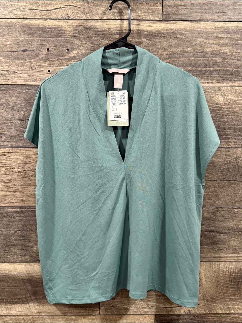 H&M Women's V-Neck Short Sleeve Tunic in Seafoam